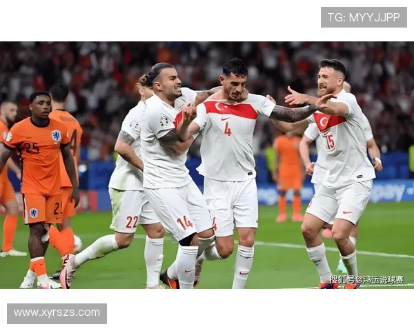 《欧洲杯大名单揭晓，明星球员悉数入选，期待精彩对决的走势清晰》