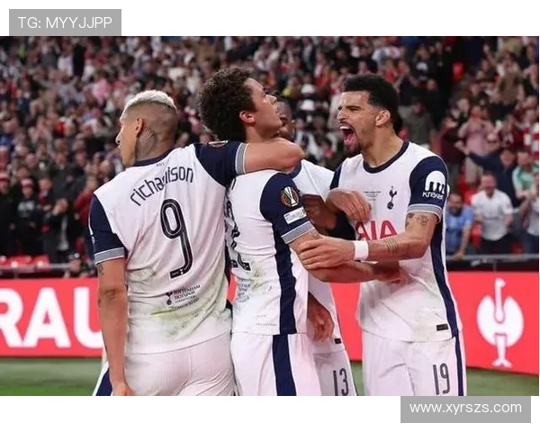 热刺进攻体系华丽但稳定性不足,防守漏洞凸显,对赛季争冠形势产生制约 热刺进攻体系华丽但稳定性不足,防守漏洞凸显,对赛季争冠形势产生制约